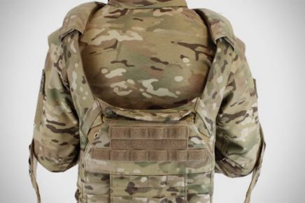 Warrior Assault Systems выпустила новую версию основного платформенного жилета DCS Warrior-Assault-Systems-DCS-L-R-2016-photo-8-436x291