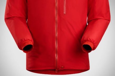 Arc’teryx к зимнему сезону 2017-2018 года выпустит утеплённую хардшелл куртку Alpha IS Arcteryx-Alpha-IS-Jacket-2017-photo-4-436x291