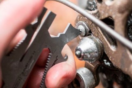 Cyclist Card System - компактный и легкий веломультитул от Cha-O-Ha Design Co. Cyclist-Card-System-2017-photo-5-436x291