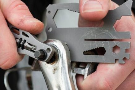 Cyclist Card System - компактный и легкий веломультитул от Cha-O-Ha Design Co. Cyclist-Card-System-2017-photo-6-436x291