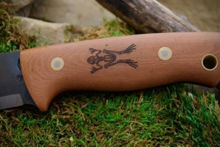 BHK-Wood-Frog-Knife-2017-photo-3-436x291