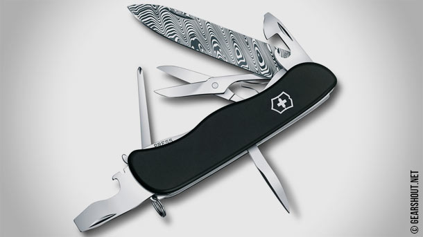 Victorinox-Outrider-Damast-2017-photo-4