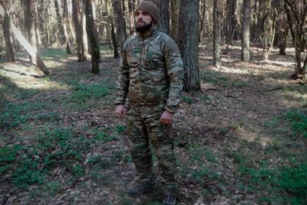 Знакомство с ветрозащитным комплектом одежды Beyond Clothing A4 Axios Wind Beyond-Clothing-A4-Axios-Wind-Review-2017-photo-3-436x291