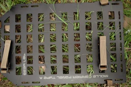 Знакомство с универсальной платформенной панелью GearLab Molle Carrier Panel Type A GearLab-Molle-Carrier-Panel-Type-A-Review-2017-photo-4-436x291