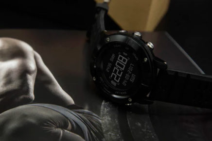 UWear разместила на Kickstarter мультиспортивные смарт-часы UWear Smartwatch UWear-Smartwatch-2017-photo-3-436x291