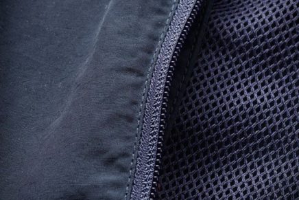 Fjällräven выпустила походные брюки High Coast Hike Trousers и ветровку High Coast Wind Parka Fjallraven-High-Coast-2017-photo-3-436x291