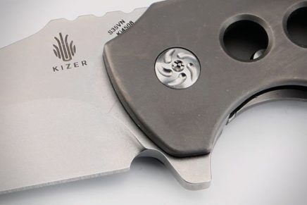 Kizer Critical - новый складной карманный нож от Kizer Cutlery и Matthew Christensen Kizer-Critical-Knife-2017-photo-3-436x291