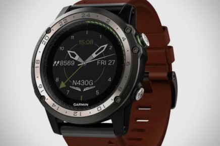 Garmin D2 Charlie - многофункциональные авиаторы нового поколения уже в продаже Garmin-D2-Charlie-Aviator-Watch-2017-photo-2-436x291