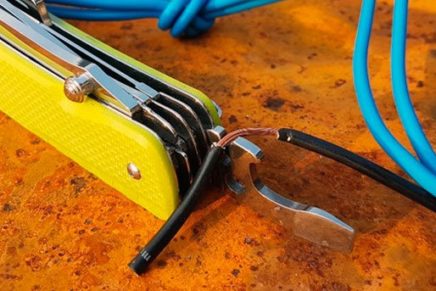 RUIKE-Trekker-LD43-Knife-2017-photo-7-436x291