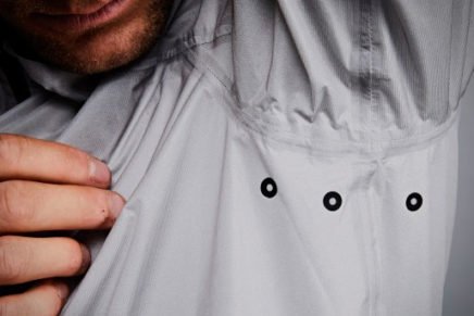 Vollebak выпустила хардшелл куртку с фотолюминесцентными свойствами Vollebak-Solar-Charged-Jacket-2017-photo-5-436x291