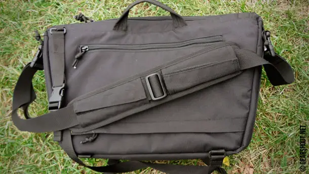 Utactic-Messenger-Bag-Review-2017-photo-12