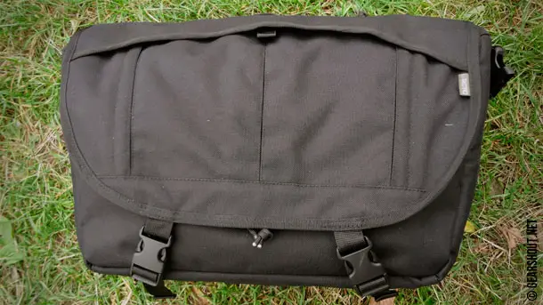 Utactic-Messenger-Bag-Review-2017-photo-16