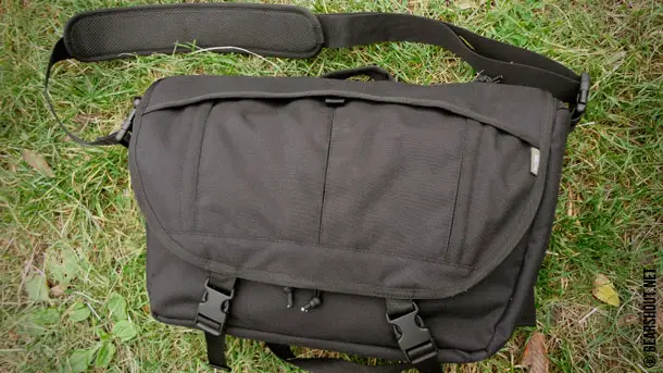 Utactic-Messenger-Bag-Review-2017-photo-26