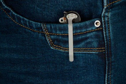 Clawgear выпустила серию повседневных джинсов с тактическим уклоном Clawgear-Blue-Denim-Tactical-Jeans-2017-photo-2-436x291