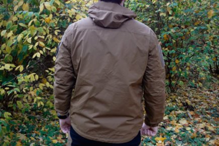 Ознакомительный обзор водостойкой военно-тактической куртки Pentagon Monsoon Jacket Pentagon-Monsoon-Jacket-Review-2017-photo-20-436x291