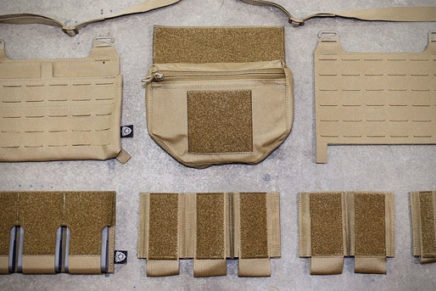 Ferro Concepts анонсировала скорый выход новой серии платформенных нагрудников Ferro-Concepts-ADAPT-Chesty-Rig-2017-photo-5-436x291