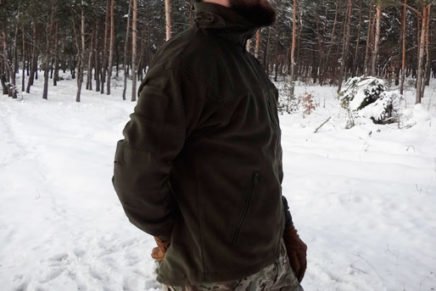 Подробное знакомство с универсальной флисовой курткой Helikon-Tex Classic Army Fleece Helikon-Tex-Classic-Army-Fleece-Review-2018-photo-5-436x291