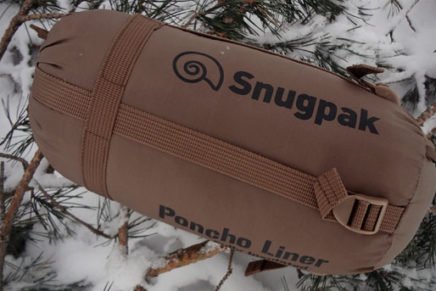 Ознакомительный обзор утеплённого пончо-лайнера Snugpak Insulated Poncho Liner Snugpak-Poncho-Liner-Review-2018-photo-2-436x291