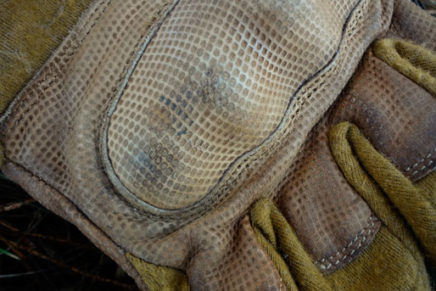 Обзор огнеупорных перчаток FFGK Gloves и FFG Gloves, после длительного использования P1G-Tac-FFGK-Gloves-Review-2018-photo-4-436x291