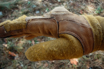 Обзор огнеупорных перчаток FFGK Gloves и FFG Gloves, после длительного использования P1G-Tac-FFGK-Gloves-Review-2018-photo-9-436x291