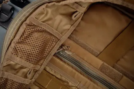 Заключительный обзор прочного и универсального суточного рюкзака UTactic First Day Pack UTactic-First-Day-Pack-Review-2018-photo-9-436x291