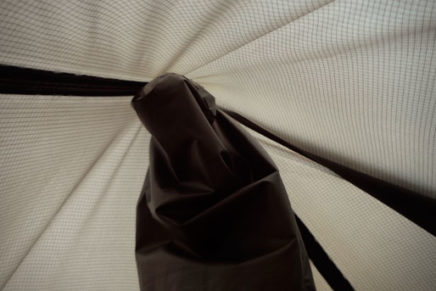 Промежуточный обзор универсального походного тента Aqua Quest Safari Sil Tarp Aqua-Quest-Safari-Sil-Tarp-Review-2018-photo-14-436x291