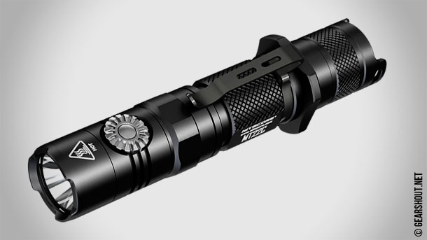 Nitecore выпустила новую серию тактических светодиодных фонарей Nitecore MT22C Nitecore-MT22C-Tactical-Flashlight-2018-photo-5