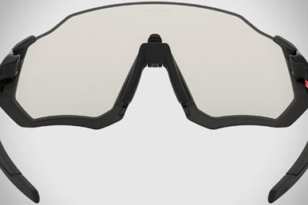 Oakley-Flight-Jacket-Sunglasses-2018-photo-4-436x291