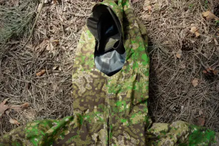 Первые впечатления от защитного хардшелл костюма UF Pro Monsoon Smallpac Rain Suit UF-Pro-Monsoon-Smallpac-Rain-Suit-Review-2018-photo-14-436x291