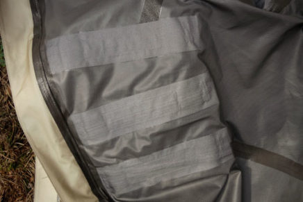 Первые впечатления от защитного хардшелл костюма UF Pro Monsoon Smallpac Rain Suit UF-Pro-Monsoon-Smallpac-Rain-Suit-Review-2018-photo-29-436x291