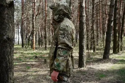 Первый ознакомительный обзор ветровки серии A.T.A.K.A. Contractor Compact Windliner ATAKA-Contractor-Compact-Windliner-Jacket-Review-2018-photo-6-436x291