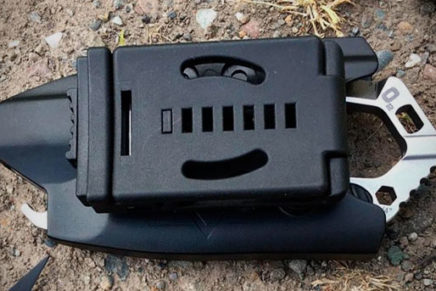 Blade-Show-2018-V-Nives-CRAB-Tool-2018-photo-3-436x291