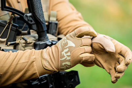 Helikon-Tex вывела на рынок три новые серии военно-тактических перчаток Helikon-Tex-Tactical-Gloves-2018-photo-5-436x291