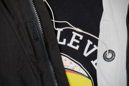 5.11 Tactical выпустила новую универсальную хардшелл куртку 5.11 Aurora Shell Jacket 5-11-Aurora-Shell-Jacket-2018-photo-3-436x291