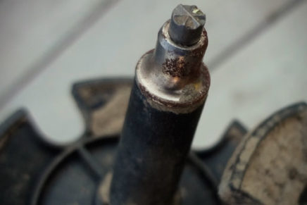 Ознакомительный обзор алюминиевых треккинговых палок NatureHike Alpenstock Trekking Pole NatureHike-Alpenstock-Trekking-Pole-Review-2018-photo-7-436x291