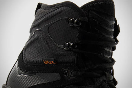 Hoka One One выпустила вторую версию Tor Ultra Hi WP в полностью черном цвете Hoka-One-One-Tor-Ultra-Hi-2-WP-Boots-2018-photo-2-436x291