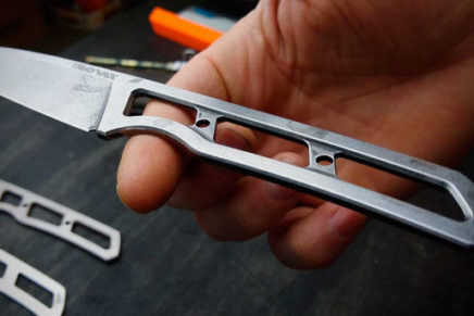 Trayvax-Trek-Field-Knife-2019-photo-4-436x291