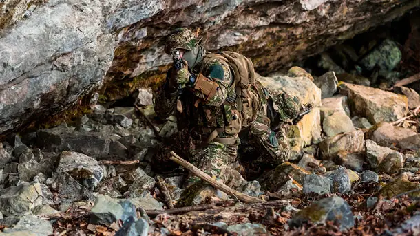 UF-PRO-Striker-Combat-Gear-CONCAMO-2019-photo-3