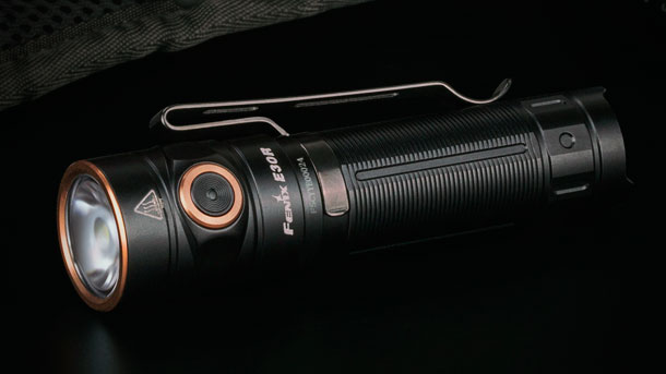 Fenix-E30R-LED-1600lm-Flashlight-2019-photo-3