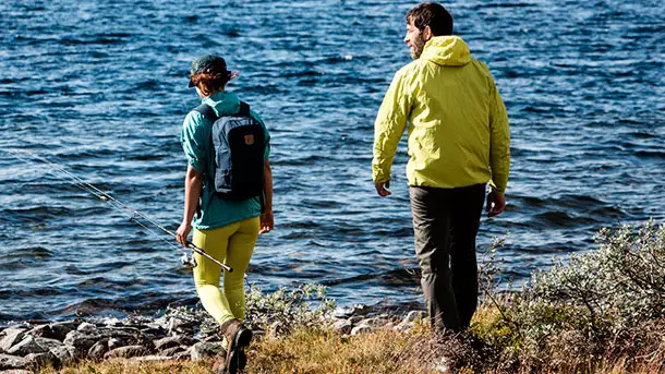 Fjällräven выпустила легкие повседневные куртки Kiruna Lite Jacket и High Coast Shade Jacket Fjallraven-High-Coast-Shade-Jacket-2019-photo-1