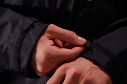 Haglöfs выпустил легкую хардшелл куртку для горных условий - L.I.M Mtn Proof Anorak Haglofs-L-I-M-Mtn-Proof-Anorak-Jacket-2019-photo-3-436x291