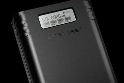 Nitecore выпустила новое четырехканальное зарядное устройство Nitecore F4 Nitecore-F4-Battery-Charger-Power-Bank-2019-photo-3-436x291