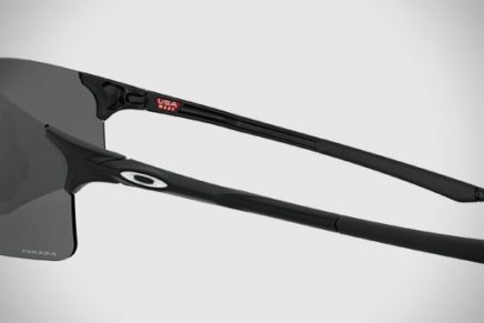 Oakley-EVZero-Blades-Sunglasses-2019-photo-4-436x291