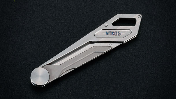 Nitecore-NTK05-Ultra-Tiny-Titanium-Keychain-Knife-2019-photo-3