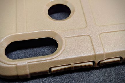 AIRSORCASE Rugged Shield - обзор защитного чехла для смартфона Xiaomi Redmi Note 7 Xiaomi-Redmi-Note-7-AIRSORCASE-Rugged-Shield-Review-2019-photo-7-436x291