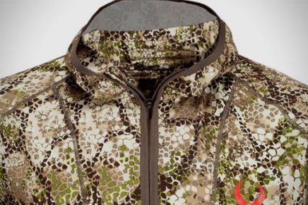 Badlands Backpacks выпустила новую линейку термокофт с интегрированной маской Badlands-Stealth-Long-Sleeve-Pullover-2019-photo-4-436x291