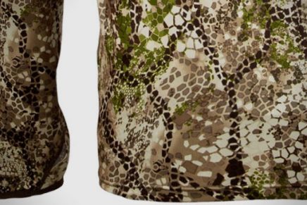 Badlands Backpacks выпустила новую линейку термокофт с интегрированной маской Badlands-Stealth-Long-Sleeve-Pullover-2019-photo-5-436x291