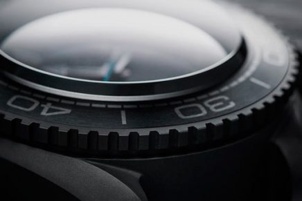 OMEGA представила наручные часы с уровнем водостойкости до 15000 метров OMEGA-Seamaster-Planet-Ocean-Ultra-Deep-Professional-Watch-2019-photo-2-436x291