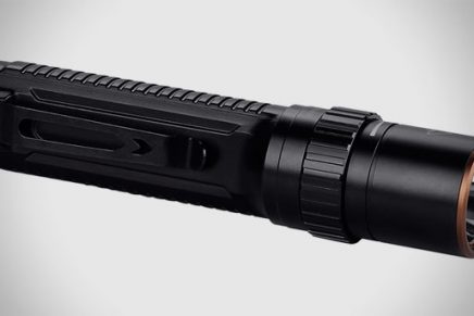 Fenix Lighting дополнила LD-серию новой моделью светодиодного фонаря Fenix LD42 Fenix-LD42-1000LM-LED-Flashlight-2019-photo-2-436x291