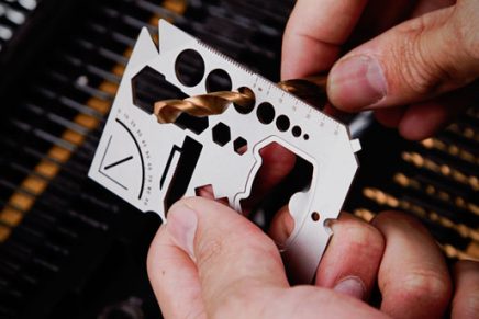 Disc Brand Co. представила на Kickstarter повседневный карманный мультитул MultiCard Disc-Brand-Co-MultiCard-Credit-Card-Multi-Tool-2019-photo-5-436x291